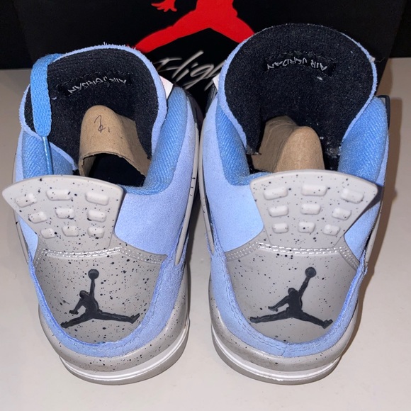 Air Jordan 4 Retro UNC - University Blue - Picture 3 of 4